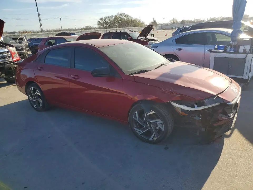 2025 HYUNDAI ELANTRA SEL SPORT  