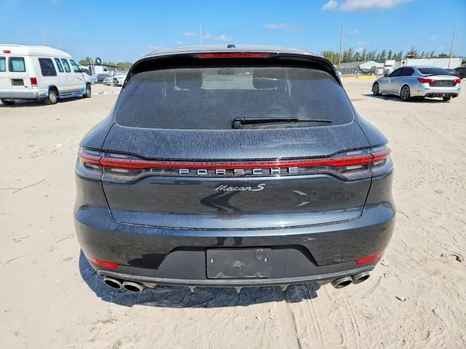 2019 PORSCHE MACAN S  