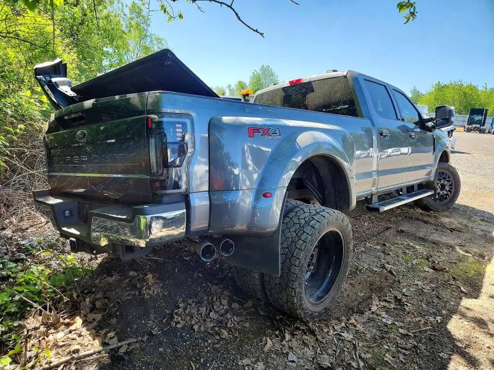 2022 FORD F350 SUPER DUTY  