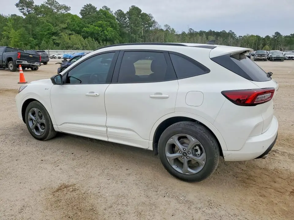 2023 FORD ESCAPE ST LINE  
