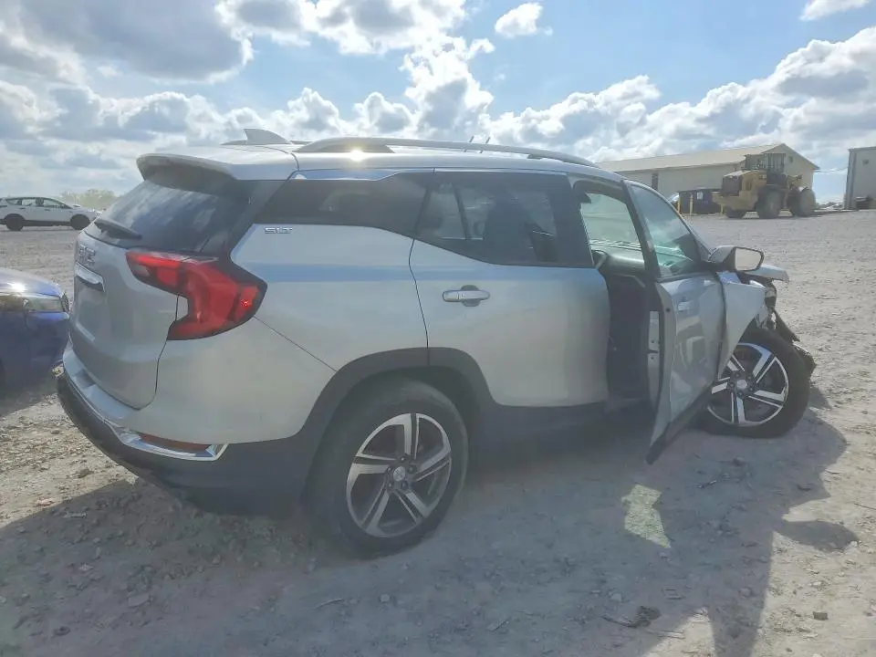 2019 GMC TERRAIN SLT  