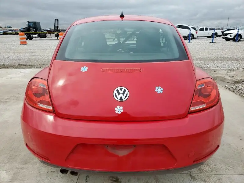 2013 VOLKSWAGEN BEETLE   