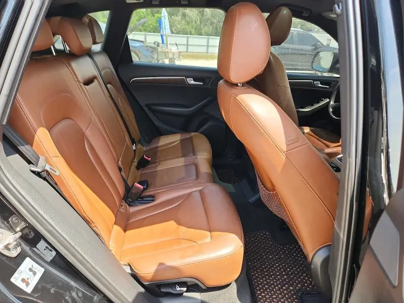 2011 AUDI Q5 PREMIUM PLUS  