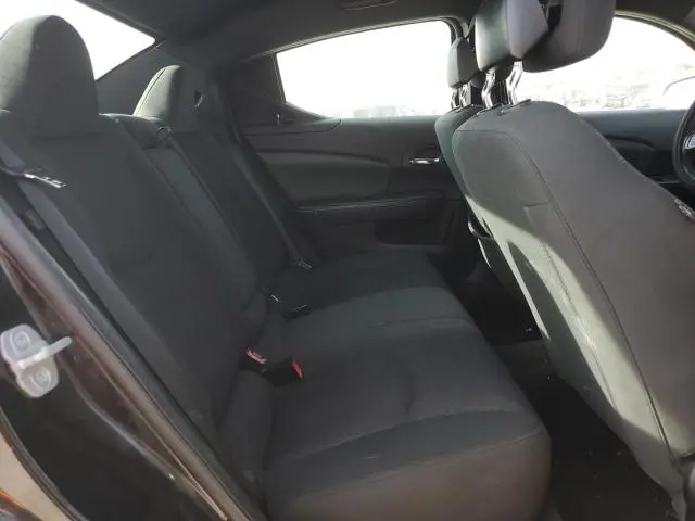 2013 DODGE AVENGER SE  