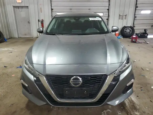 2022 NISSAN ALTIMA SV  
