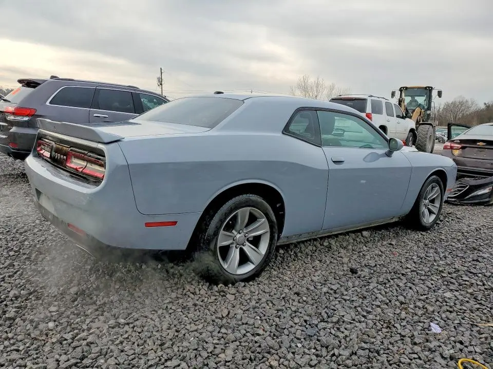 2021 DODGE CHALLENGER SXT  