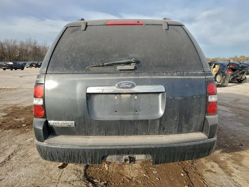 2010 FORD EXPLORER XLT  