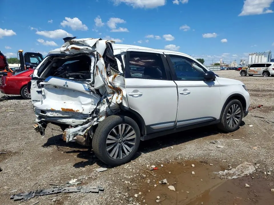 2019 MITSUBISHI OUTLANDER ES  