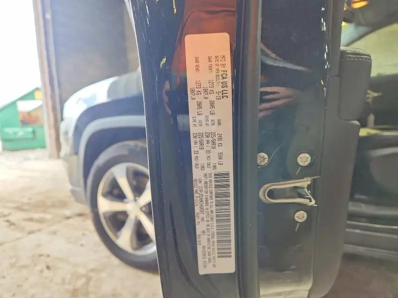 2019 JEEP CHEROKEE LIMITED  