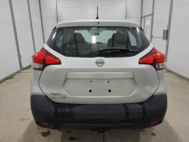2019 NISSAN KICKS S  