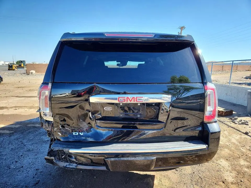 2018 GMC YUKON DENALI  