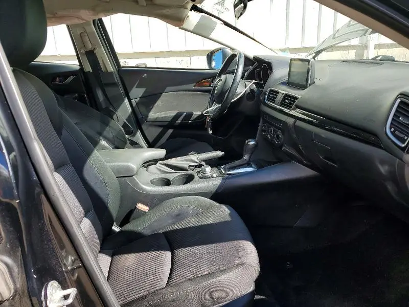 2015 MAZDA 3 TOURING  