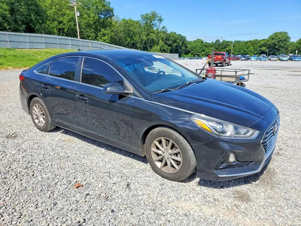 2018 HYUNDAI SONATA SE  