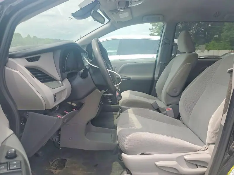 2020 TOYOTA SIENNA L  