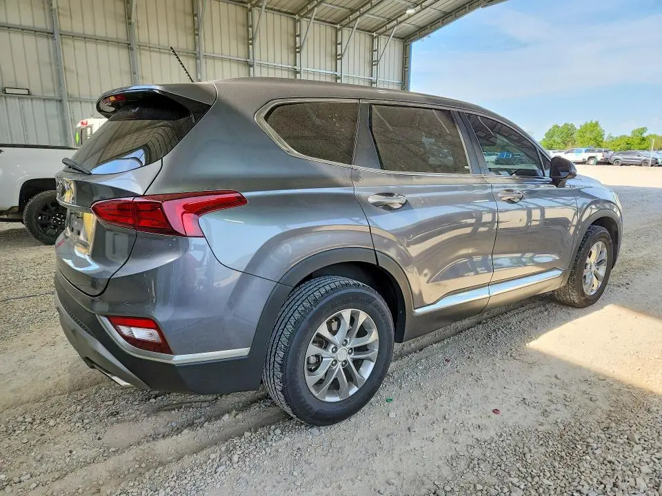 2019 HYUNDAI SANTA FE SE  