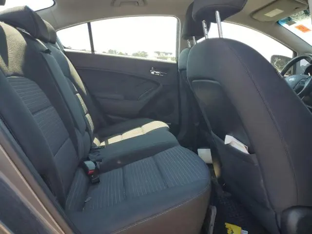 2016 KIA FORTE LX  