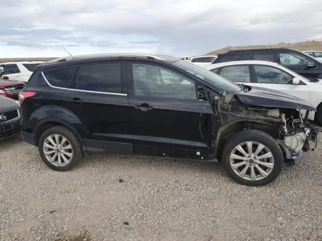 2017 FORD ESCAPE TITANIUM  