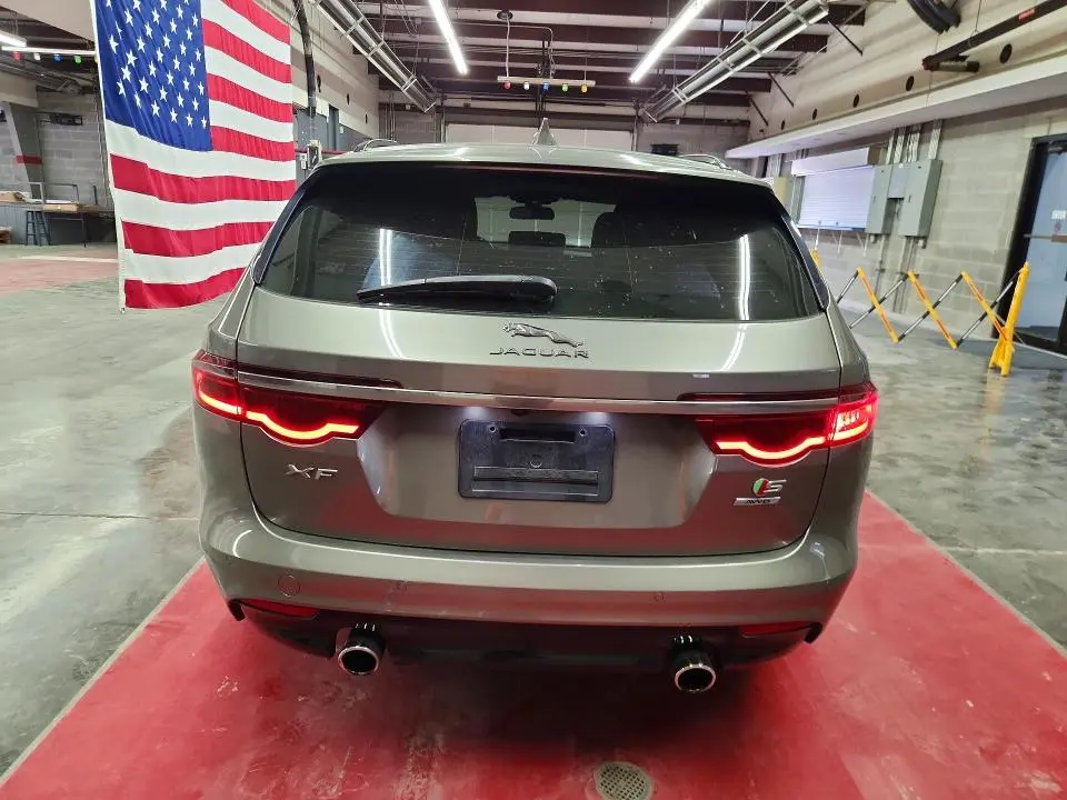 2018 JAGUAR XF S  
