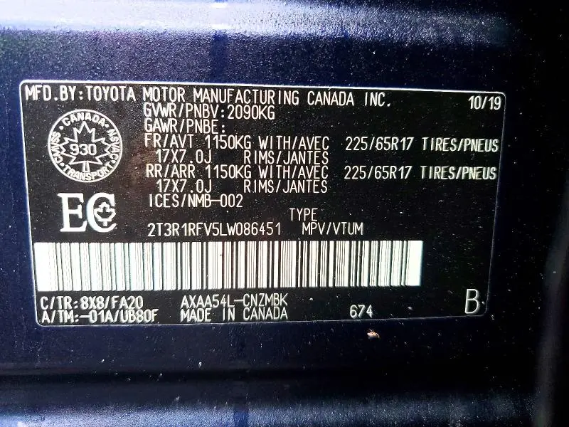 2020 TOYOTA RAV4 XLE  