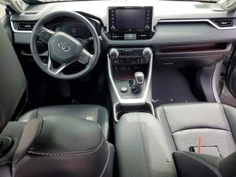 2021 TOYOTA RAV4 LIMITED  