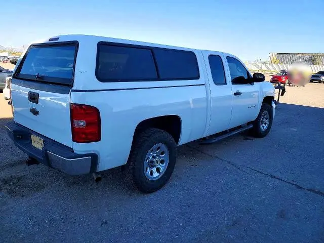 2011 CHEVROLET SILVERADO C1500 LS  