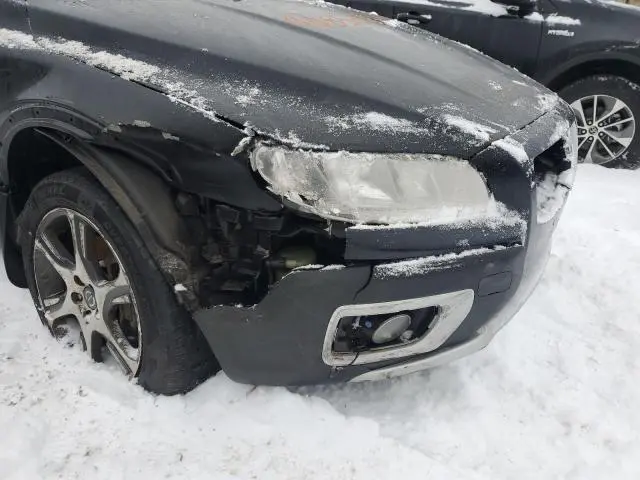 2012 VOLVO XC70 T6  