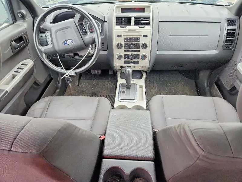 2012 FORD ESCAPE XLT  