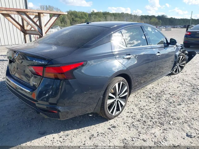 2022 NISSAN ALTIMA PLATINUM INTELLIGENT AWD