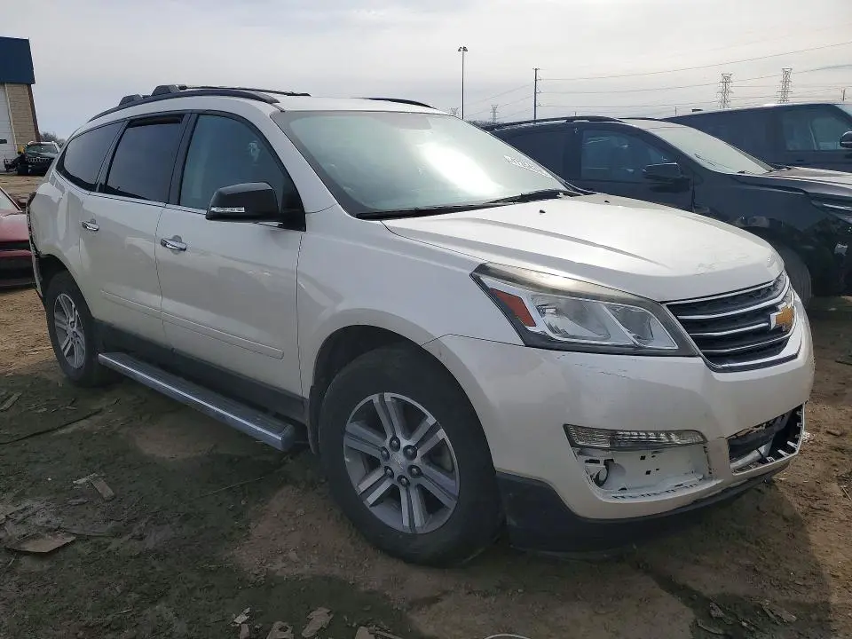 2015 CHEVROLET TRAVERSE LT  