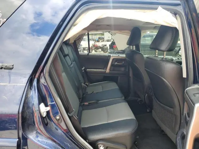 2018 TOYOTA 4RUNNER SR5/SR5 PREMIUM  