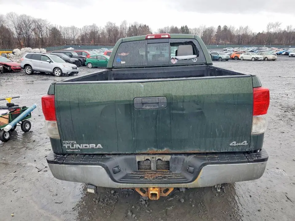 2011 TOYOTA TUNDRA GRADE  