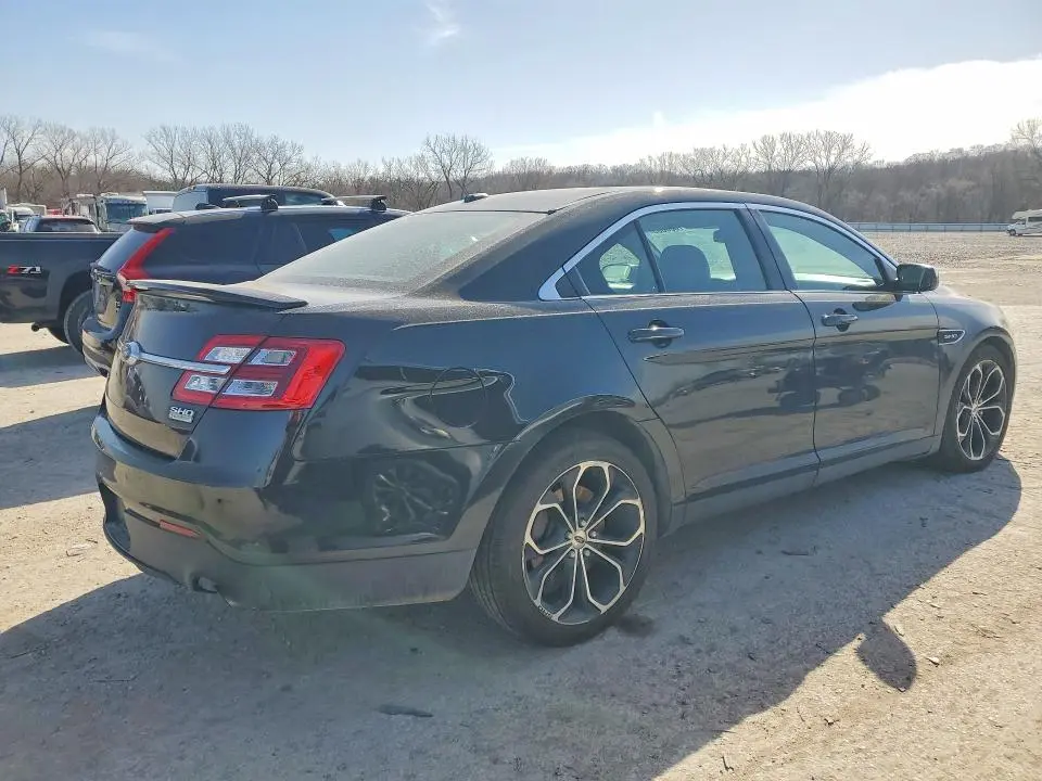 2016 FORD TAURUS SHO  