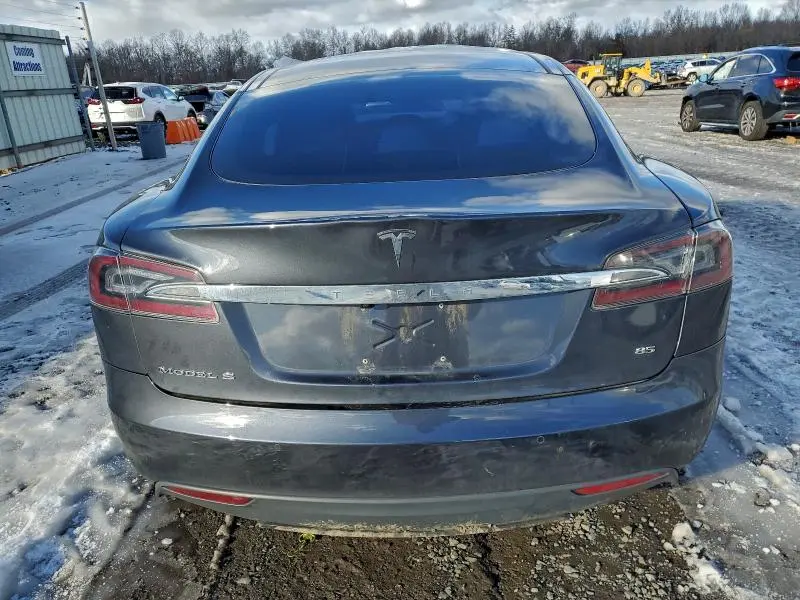 2015 TESLA MODEL S 85  