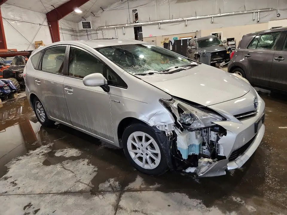 2012 TOYOTA PRIUS V   