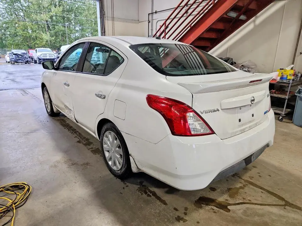 2016 NISSAN VERSA 1.6 SV  