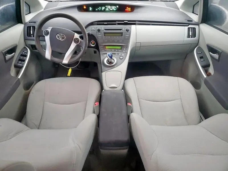2011 TOYOTA PRIUS   