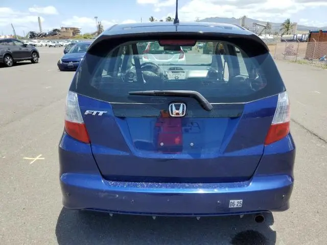 2013 HONDA FIT   