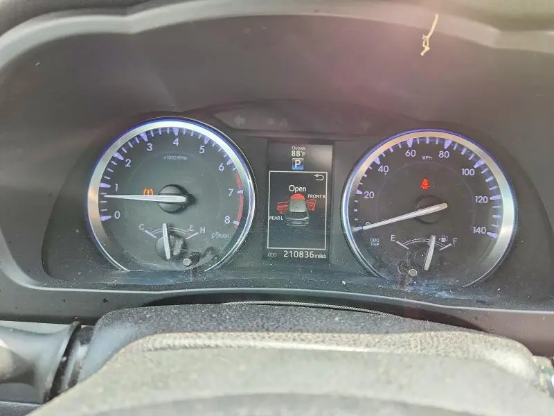2014 TOYOTA HIGHLANDER LIMITED  