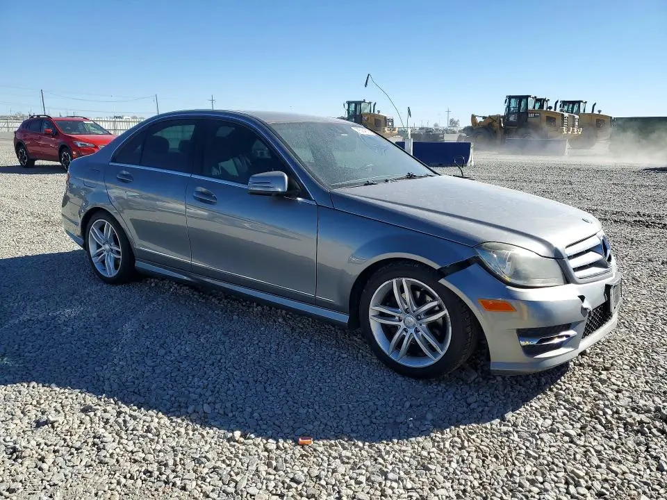 2012 MERCEDES-BENZ C 300 4MATIC  
