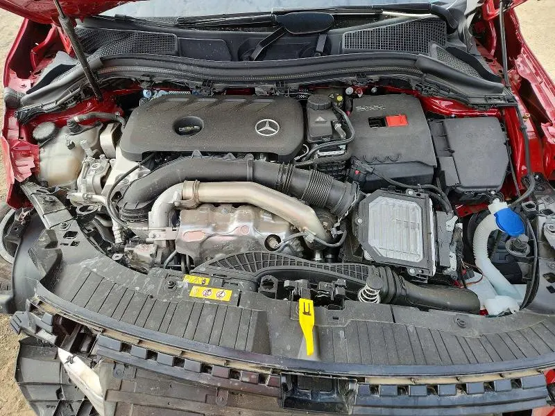 2025 MERCEDES-BENZ GLA 250  