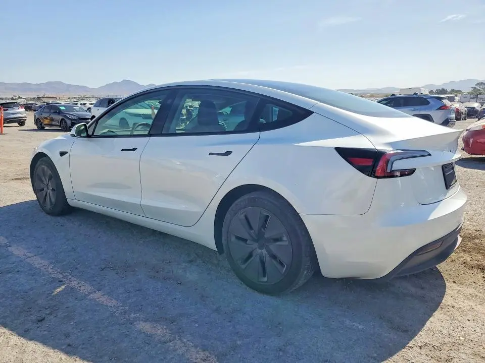 2024 TESLA MODEL 3   
