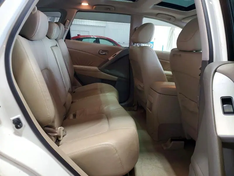 2010 NISSAN MURANO S  