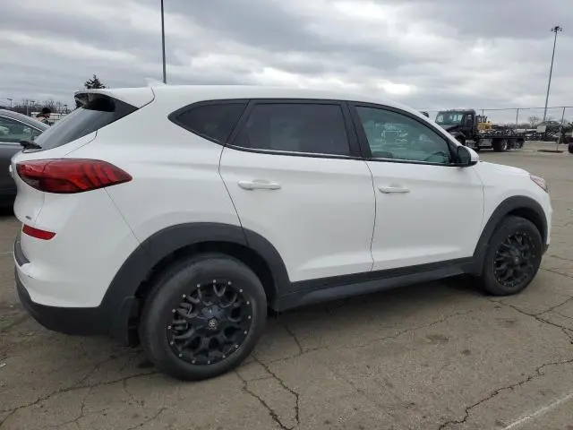 2020 HYUNDAI TUCSON SE  