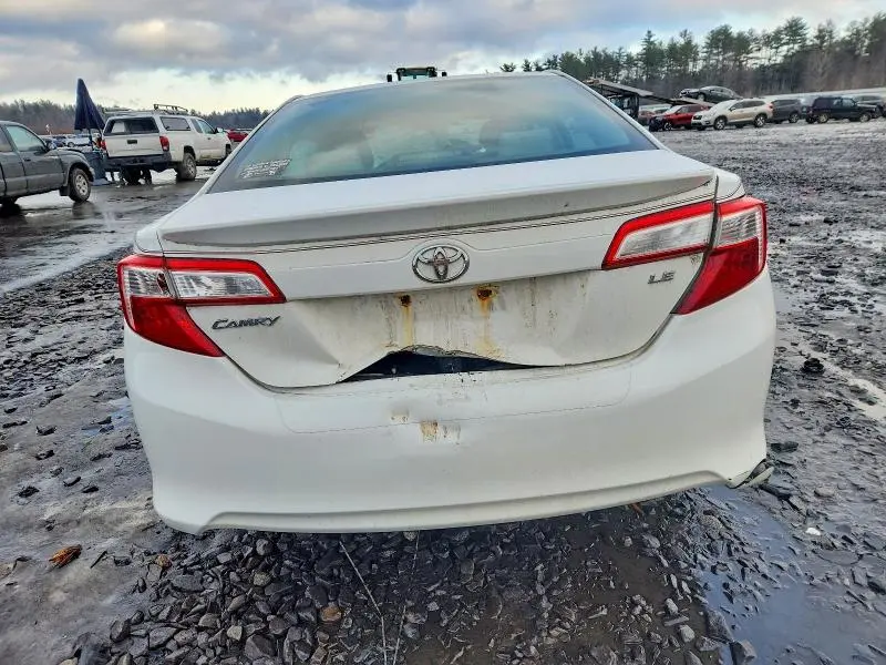 2012 TOYOTA CAMRY BASE  