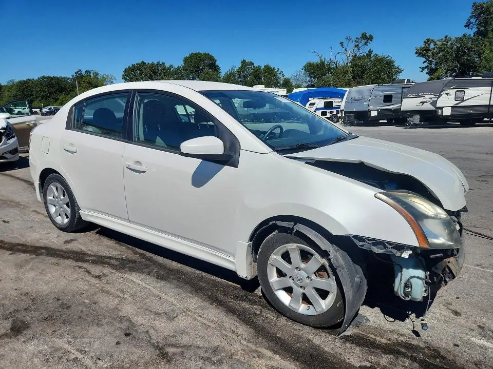 2011 NISSAN SENTRA 2.0  