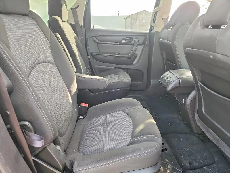 2013 CHEVROLET TRAVERSE LT  