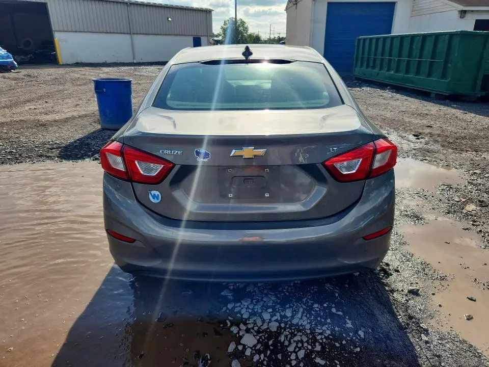 2018 CHEVROLET CRUZE LT  
