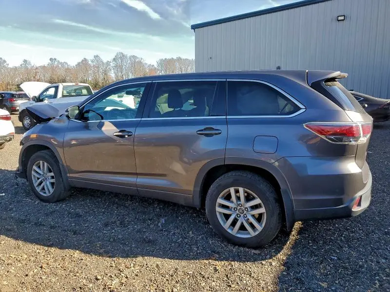 2016 TOYOTA HIGHLANDER LE  