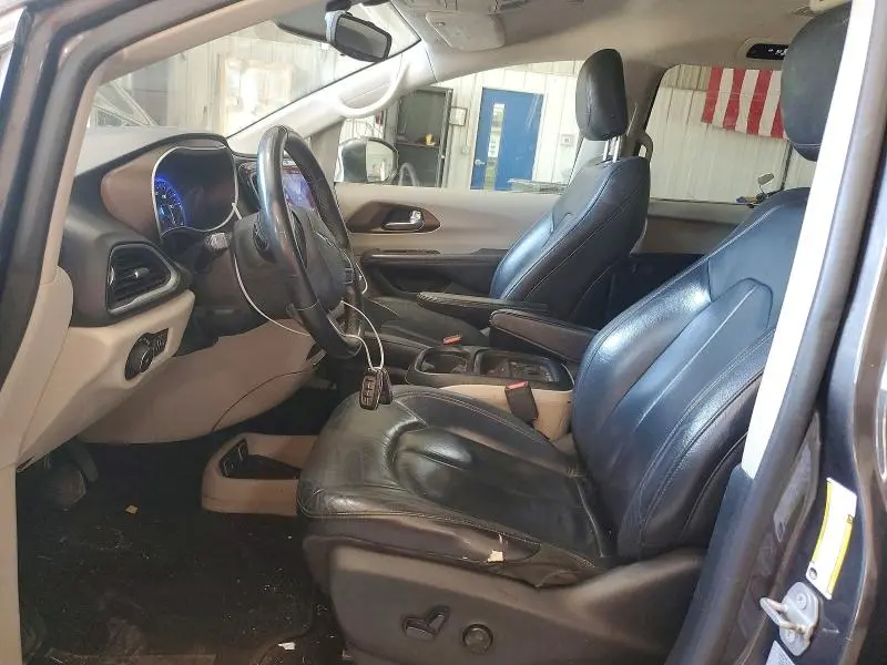 2017 CHRYSLER PACIFICA   