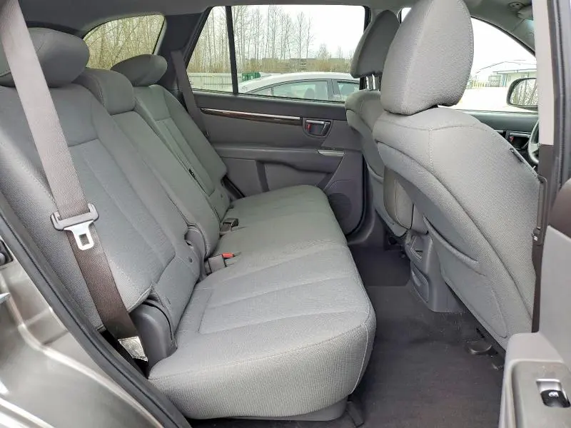 2011 HYUNDAI SANTA FE GLS  